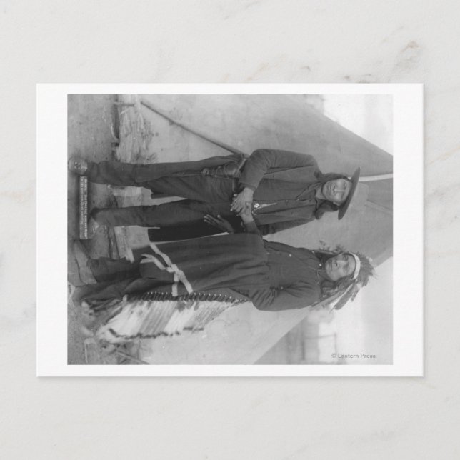 Postal Los jefes de Oglala "Nube Roja" y "Caballo America (Anverso)