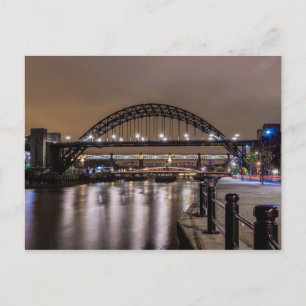Postal Los puentes de Tyne de noche