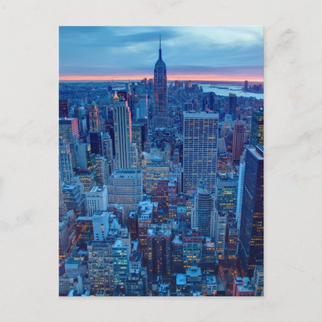 Postal Los rascacielos de Manhattan están iluminados (Anverso)