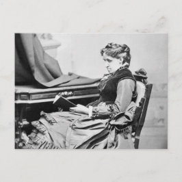 Postal Louisa May Alcott leyendo fotografía