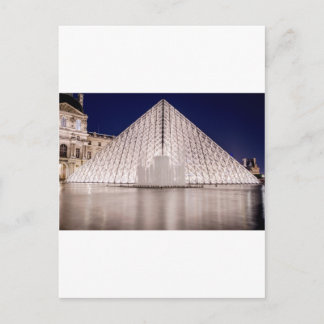 Postal louvre pyramid france paris por la noche