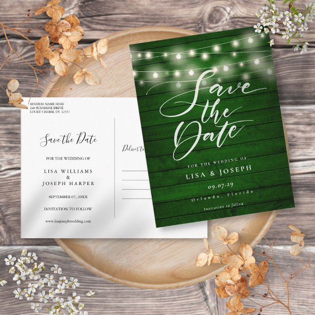 Postal Luces de Cuerda de Madera Rústica Verde Reservar l (Green Rustic Wood String Lights Save the Date Postcard)