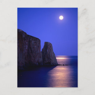 Postal Luna al anochecer   Roca Perce Costa de Gaspé Queb