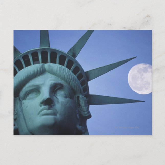 Postal Luna encima de la estatua (Anverso)