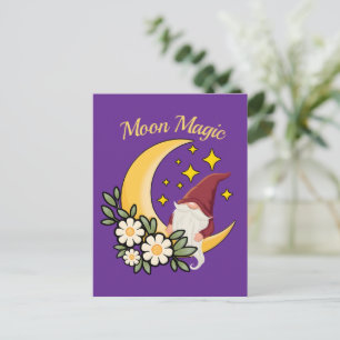 Postal Luna Mágica Gnomo Adorable en Ilustración Floral d