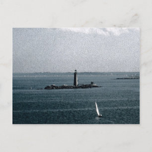 Postal Luz de tumbas en el puerto de Boston