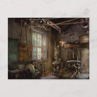 Postal Machinist - Revolución industrial