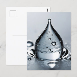 Postal macro de caída de agua