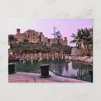 Postal Madinat Jumaira con vistas a Burj Al Arab