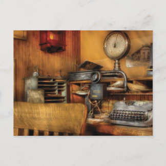 Postal Mailman - En la oficina