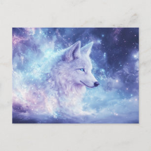 Postal Majestuoso Lobo Blanco en Nebulosa Púrpura