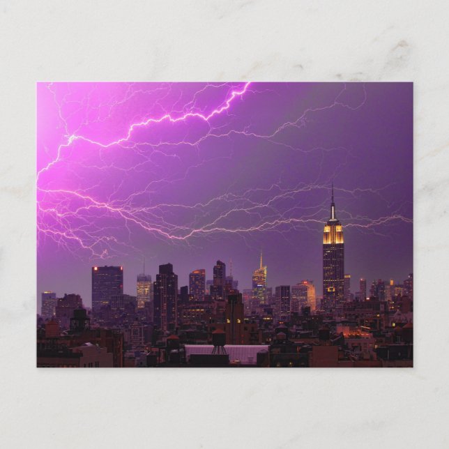 Postal Mammoth Lightning Strike sobre el Skyline Midtown  (Anverso)