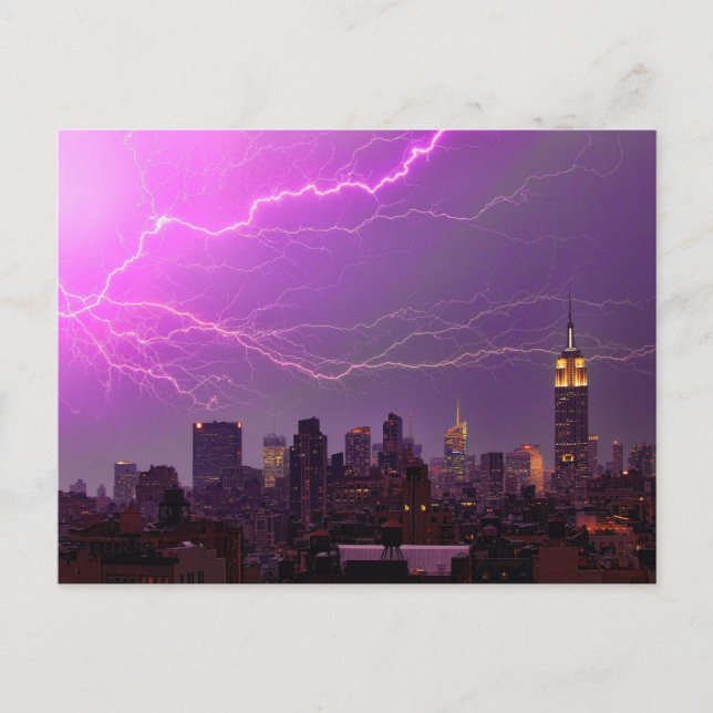 Postal Mammoth Lightning Strike sobre el Skyline Midtown  (Anverso)