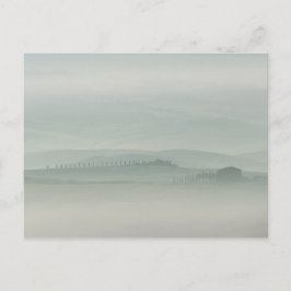 Postal Mañana pastel en la nublada Toscana