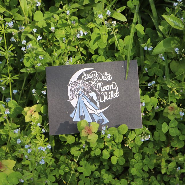 Postal Mantente salvaje con el niño de la luna (Subido por el creador)