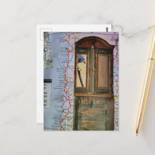 Postal Mapa con pájaro en un collage de cómoda