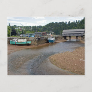 Postal Marea baja en la Bahía de Fundy en St. Martins, Ne