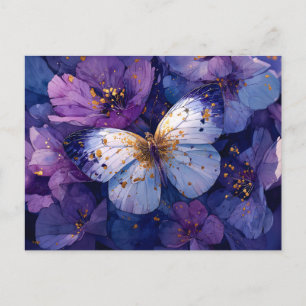 Postal Mariposa Azul sobre Flores Purpúreas