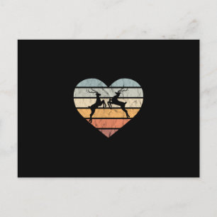 Postal Me encanta el corazón retro de ciervos por el caza