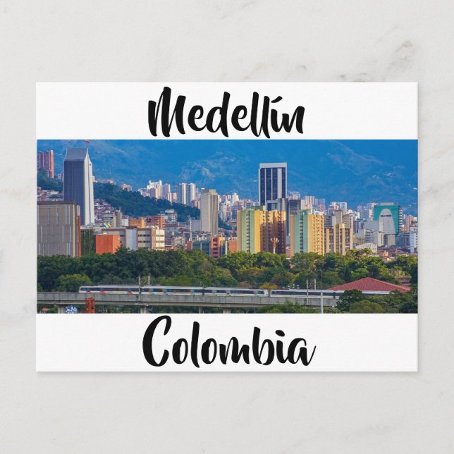 Postal Medellín, Colombia, paisaje urbano (Anverso)