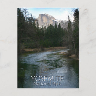 Postal Media casa en el Parque Nacional Yosemite, Califor
