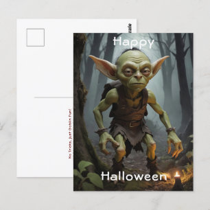 Postal Menudo Goblin acechando en un bosque embrujado