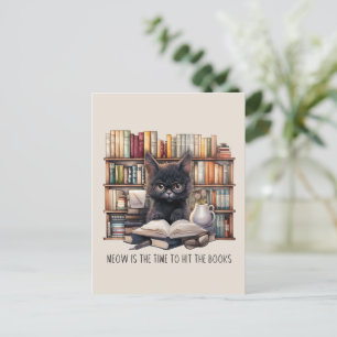 Postal Meow Es El Momento De Golpear Los Libros