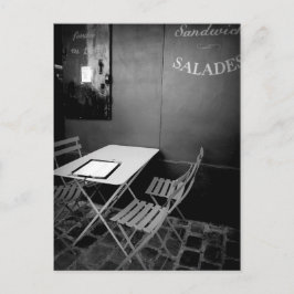 Postal Mesa y sillas de café de París