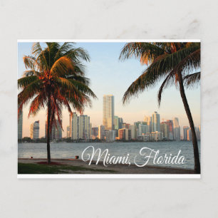 Postal Miami Florida Skyline y Harbour en Night-USA