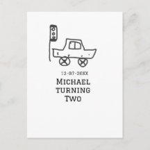 Michael cumpliendo dos años coche de juguete semáf