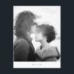 Postal Minimalista foto moderna en blanco negro salva la<br><div class="desc">Minimalista tipografía moderna en blanco y negro - Boda fotográfica Guardar la postal de fecha</div>