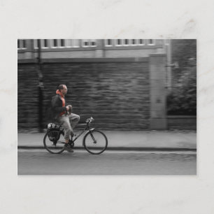 Postal Mira... sin manos.