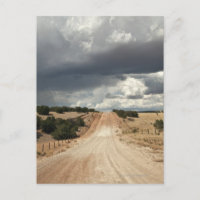 Mirada abajo de una carretera nacional de la