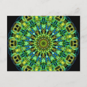 Postal Mirando al caleidoscopio