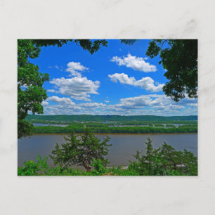 Postal Mirando el poderoso Misisipi