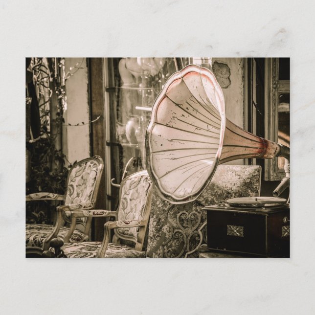 Postal Mobiliario antiguo y gramófono (Anverso)