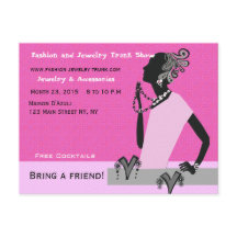 Modelo de encargo de la mujer de la demostración