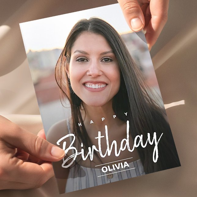 Postal Modern friend birthday greeting replace photo post (birthday photo card mockup with hands, modern personalized greeting with name and portrait)