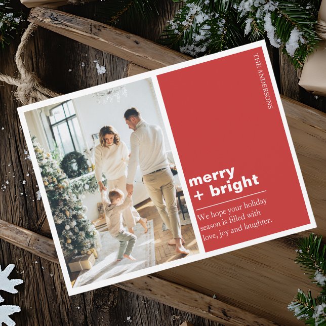 Postal Modern Red Merry + Bright Christmas Photo (Subido por el creador)