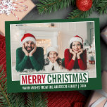 Postal Moderna familia navideña Fotos verdes<br><div class="desc">Fotos de la familia navideña moderna de Feliz Navidad,  tarjeta postal de vacaciones rojas y verdes</div>