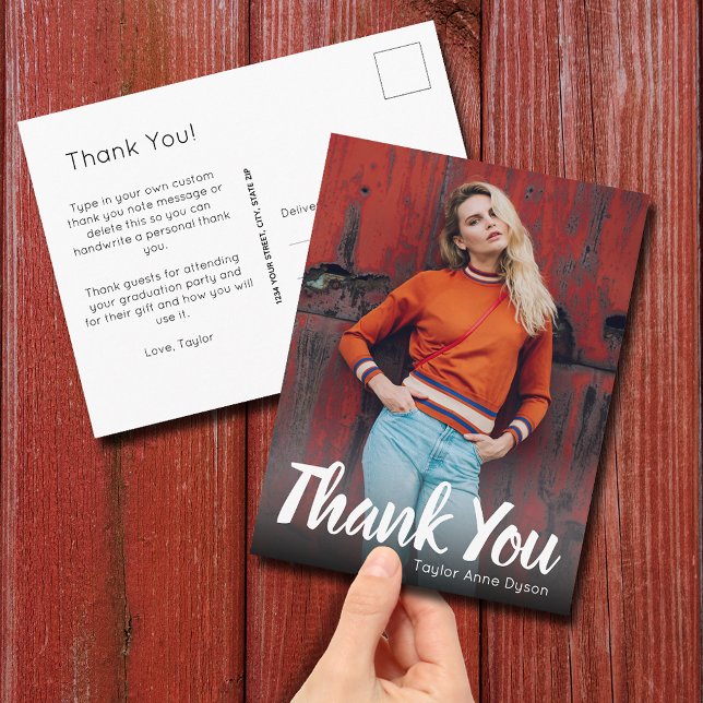 Postal Moderna graduación de fotos Guión blanco Gracias (Thank you graduation postcards with your photo on the front and message on the back)