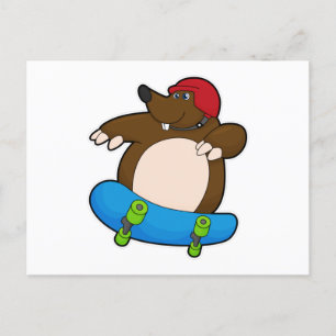 Postal Mole como Skater con Skateboard y Helmet