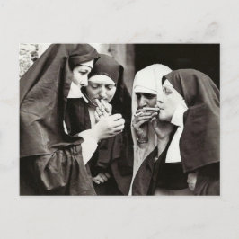 Postal Monjas fumando fotografía vintage