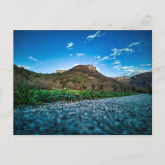 Postal montaña desde la carretera