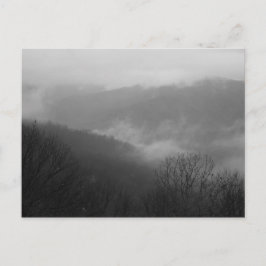 Postal Montañas humeantes con niebla, Carolina del Norte