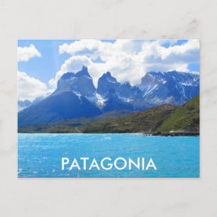 Postal montañas patagonia lago