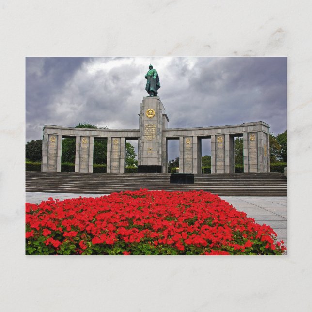 Postal Monumento a la Guerra Soviética, Berlín, Alemania (Anverso)