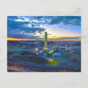 Postal Monumento a la Libertad al atardecer, Kansas City,