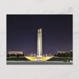 Postal Monumento a la Libertad por la noche en Kansas Cit