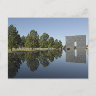 Postal Monumento Nacional de Oklahoma City, Estanque de R
